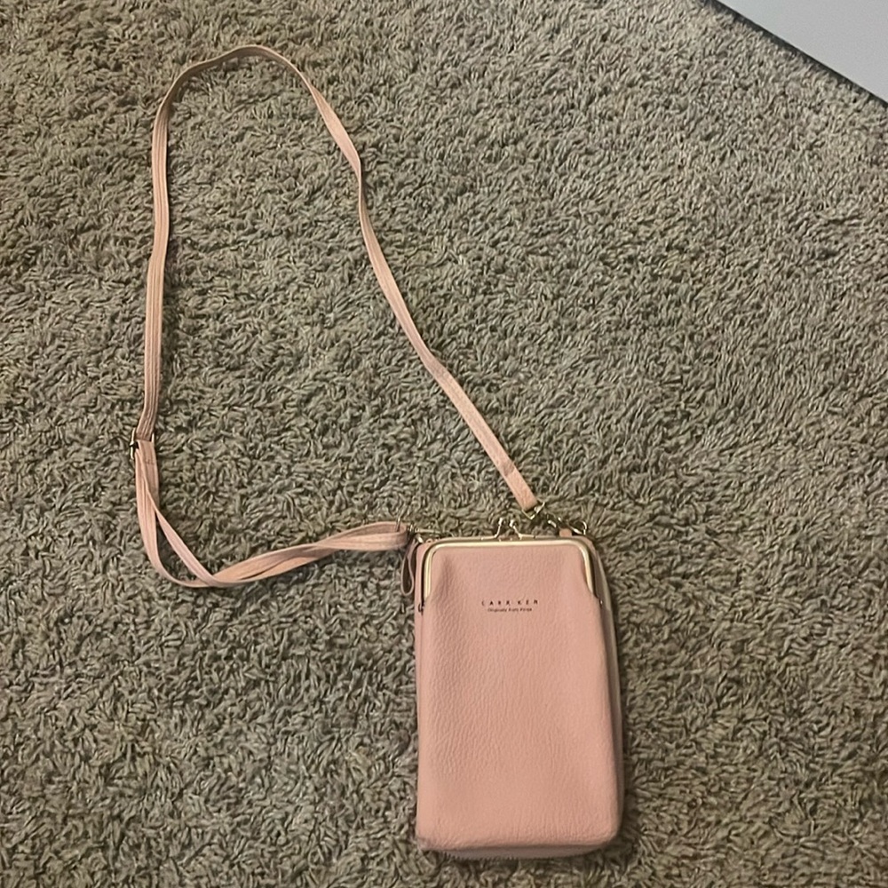 pink wallet